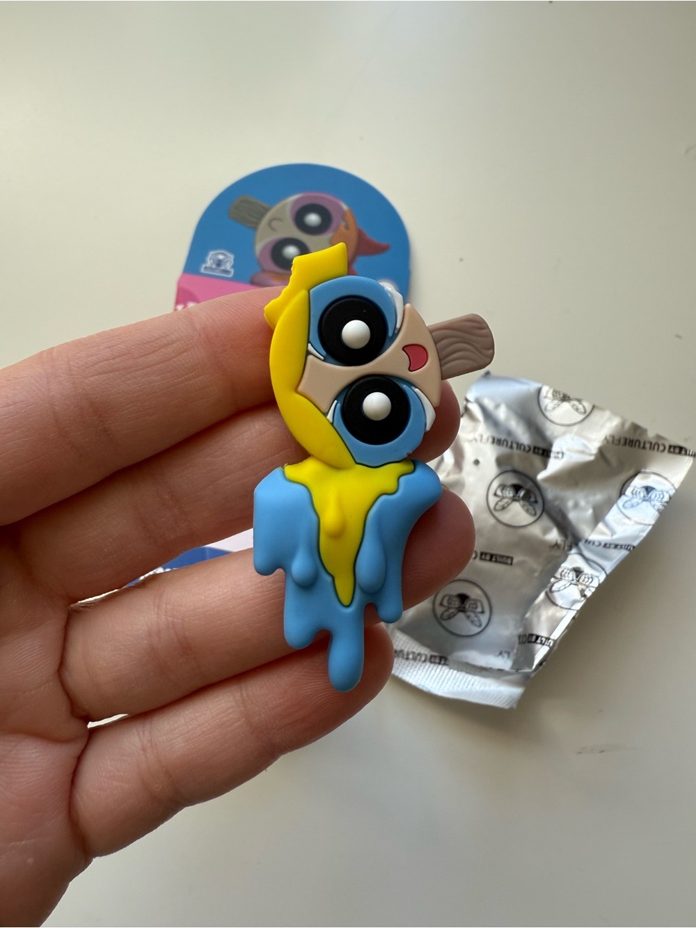 CultureFly Huggers - Powerpuff Girls - Bubbles Melted Ice Cream Pop
